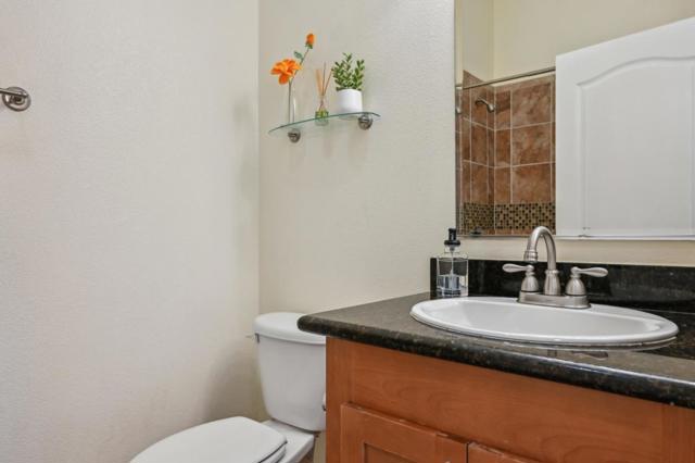 611 Poplar Street, Half Moon Bay CA: https://media.crmls.org/mediaz/8e7ee6df-1f87-43e6-92d4-01e63b7da50d.jpg