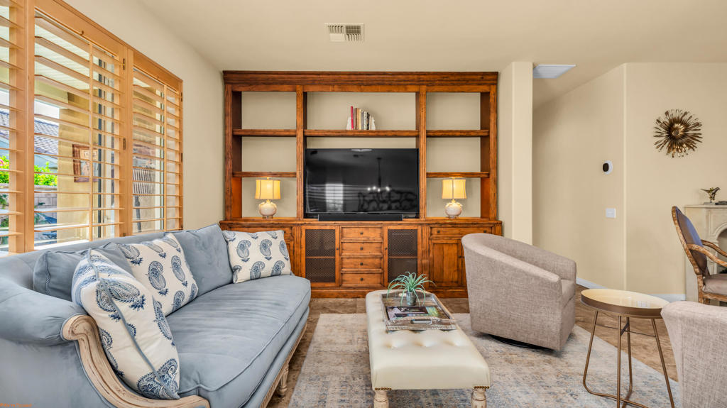 MLS #219138710DA image #10