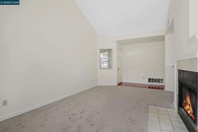 7540 Canyon Meadow Cir, Pleasanton CA: https://media.crmls.org/mediaz/8e7fcdc4-e31d-44ed-a0d2-2e5501a259c2.jpg