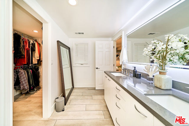 600 Pueblo Place, Fullerton CA: https://media.crmls.org/mediaz/8e7fd94c-1d6e-49d5-8311-6ff113518f1c.jpg