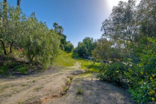 Detail Gallery Image 34 of 36 For 16001 Dorothy Ln, Valley Center,  CA 92082 - 3 Beds | 2/1 Baths