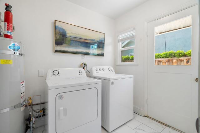 1071 Merle Avenue, San Jose CA: https://media.crmls.org/mediaz/8e80484a-e13e-49ab-8524-4a669e0d69d2.jpg