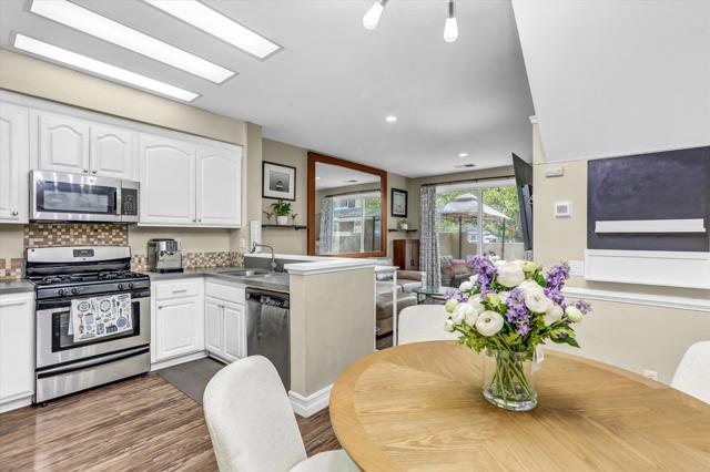 Detail Gallery Image 4 of 51 For 2174 Cabo Bahia, Chula Vista,  CA 91914 - 2 Beds | 2 Baths