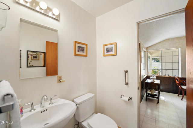 Detail Gallery Image 23 of 41 For 194 Dean Ct, Ventura,  CA 93003 - 4 Beds | 2/1 Baths