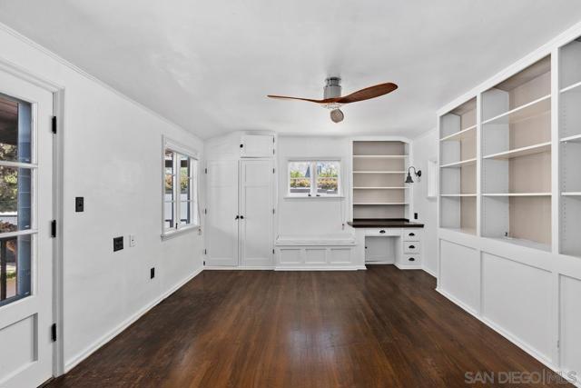 7728 Ludington Pl, La Jolla CA: https://media.crmls.org/mediaz/8e827572-7e41-4641-adf1-7996f364dd26.jpg