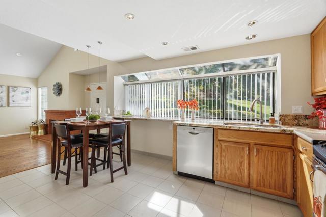 2512 Yerba Hills Court, San Jose CA: https://media.crmls.org/mediaz/8e82a69d-64a3-4df6-8c3d-1ef756a425c8.jpg