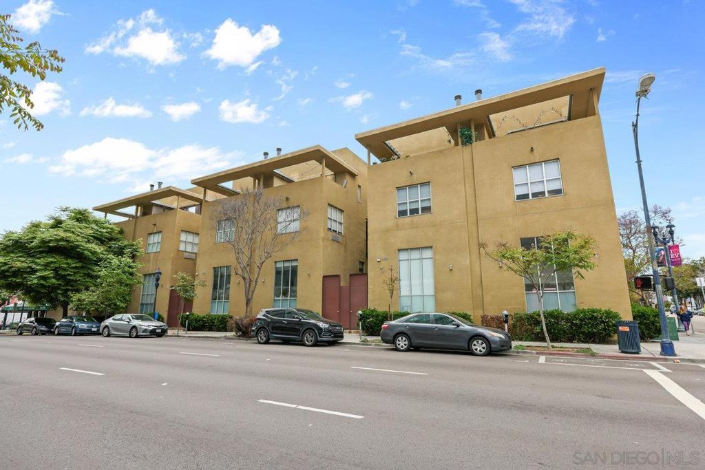 988 G Street #33