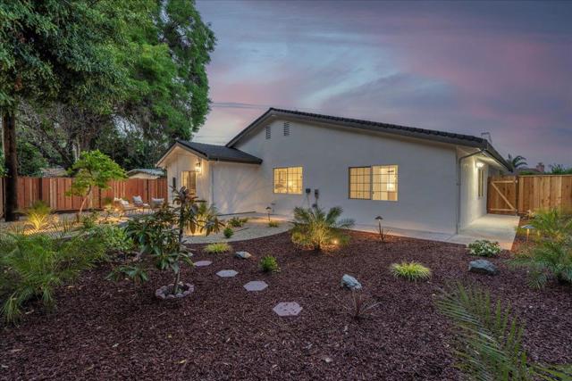Image 31 of 34 For 880 Las Palmas Drive