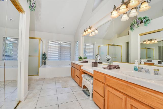 4528 Fallow Way, Antioch CA: https://media.crmls.org/mediaz/8e839290-c19e-46bb-bbff-c62244afe117.jpg