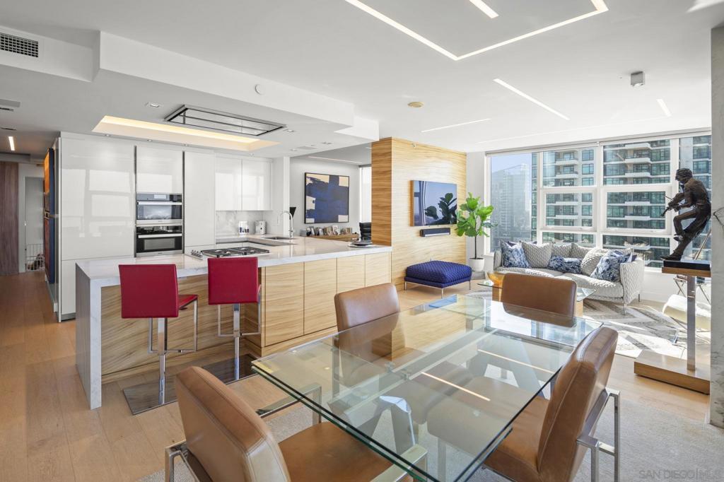 MLS #250042983SD image #10