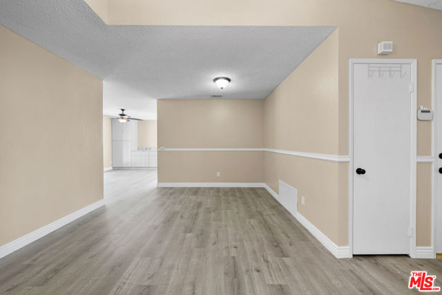 25626 Vespucci Avenue, Moreno Valley CA: https://media.crmls.org/mediaz/8e83d236-9c1e-41bb-82a5-bae07cf60360.jpg