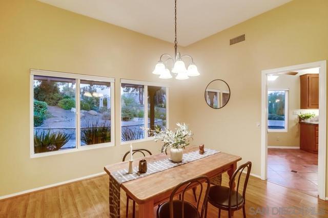 14442 Ranch Trail Drive, El Cajon CA: https://media.crmls.org/mediaz/8e8542a1-d555-4d23-8301-250ab3368130.jpg