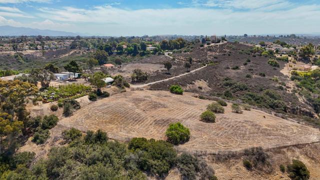 Detail Gallery Image 17 of 26 For Randy Ln, Bonita,  CA 91902 - – Beds | – Baths