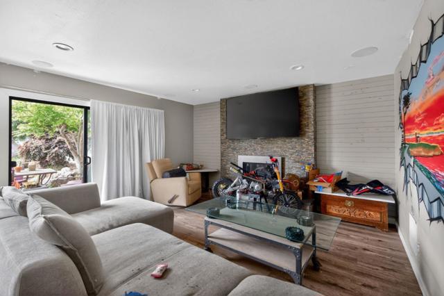 124 Hebard Street, Santa Cruz CA: https://media.crmls.org/mediaz/8e869cc4-2c8c-48fe-b823-23cc6ed3460e.jpg