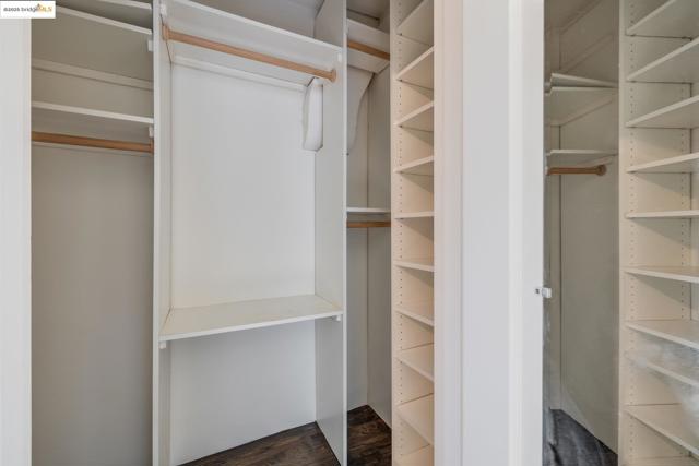 279 Pomona Street, Crockett CA: https://media.crmls.org/mediaz/8e86a53a-c1fe-4f94-915d-2d7a27cca509.jpg