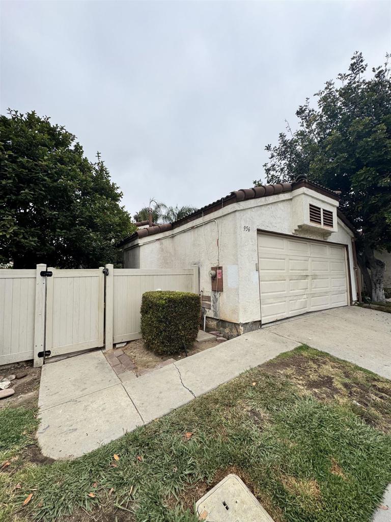 956 S 45Th Street