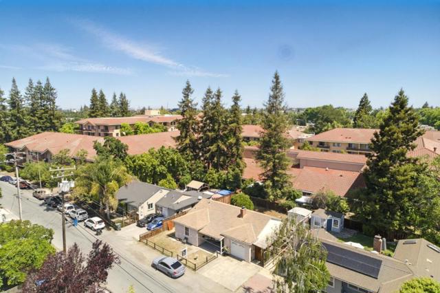 41 Murray Court, Redwood City CA: https://media.crmls.org/mediaz/8e8a36db-4363-41f6-8c71-720c192122e9.jpg