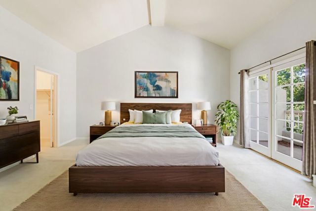 3131 E Hillcrest Drive, Westlake Village CA: https://media.crmls.org/mediaz/8e8ae00f-4c60-49ce-9fcd-ea14e8930aef.jpg