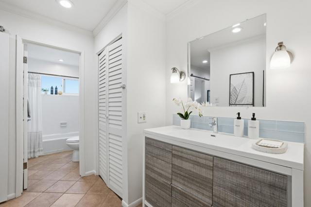 4117 George Avenue, San Mateo CA: https://media.crmls.org/mediaz/8e8b6482-799a-4970-8d83-2ebc3f082512.jpg