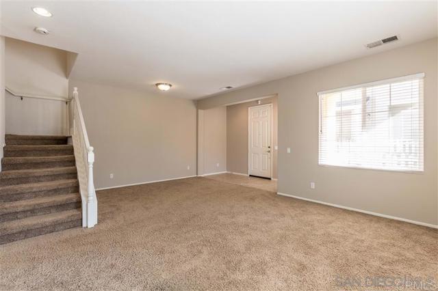Detail Gallery Image 8 of 21 For 1441 Levant Ln Unit 5, Chula Vista,  CA 91913 - 3 Beds | 2/1 Baths