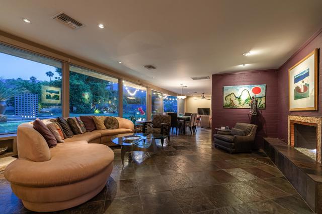 1175 E Cactus Road, Palm Springs CA: https://media.crmls.org/mediaz/8e8be005-3446-4430-99ba-0b15083aec66.jpg