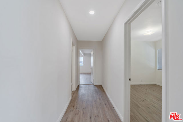 945 N Ditman Avenue, Los Angeles CA: https://media.crmls.org/mediaz/8e8c03f1-42a6-42f7-9622-9a254a276346.jpg