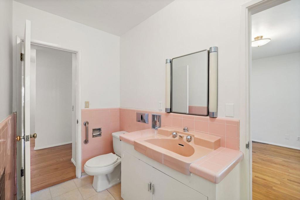 108 W Kenneth RoadGlendale image #6