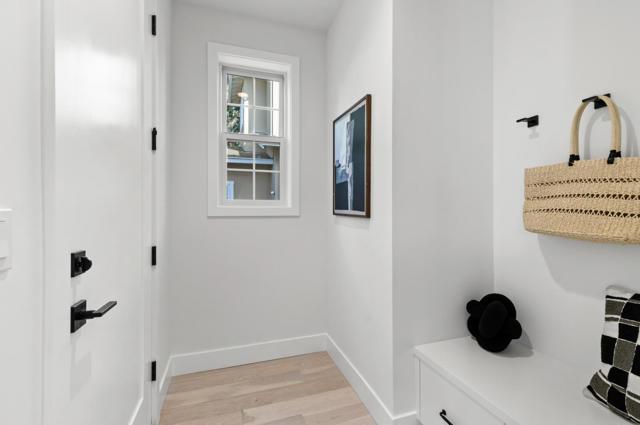 163 Iris Street, Redwood City CA: https://media.crmls.org/mediaz/8e8c5960-611c-48d9-97b8-27ddfe6538fe.jpg