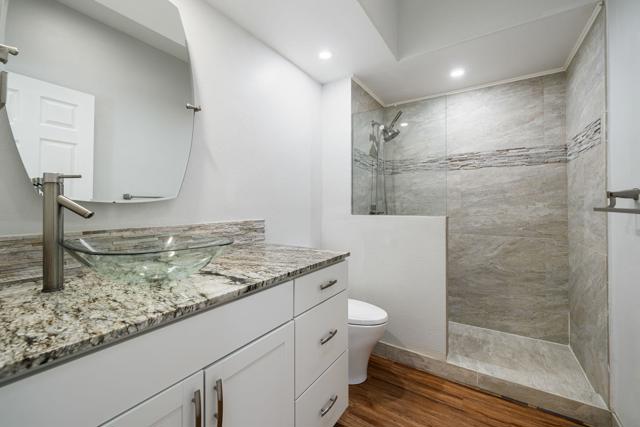 48211 Vista De Nopal, La Quinta CA: https://media.crmls.org/mediaz/8e916dbd-a726-4172-92b9-814d1d19f9b0.jpg