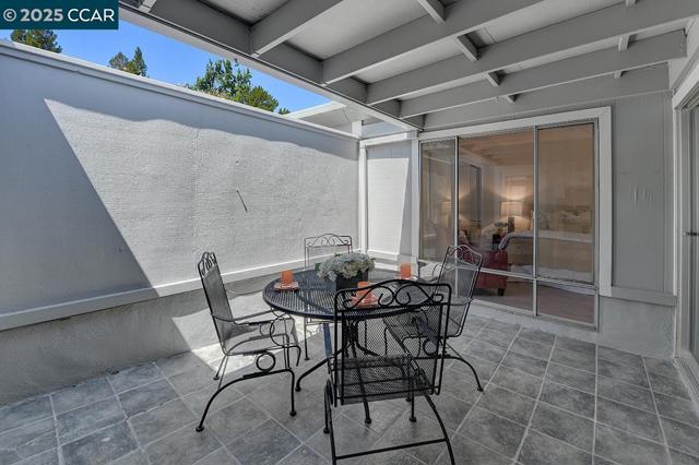 1517 Oakmont, Walnut Creek CA: https://media.crmls.org/mediaz/8e949f68-b085-46df-aadc-9798e83a9fea.jpg