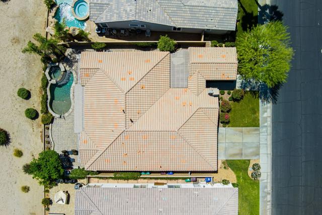 61414 Topaz Drive, La Quinta CA: https://media.crmls.org/mediaz/8e94b29b-9035-4987-bd03-f9e3541ddcbc.jpg