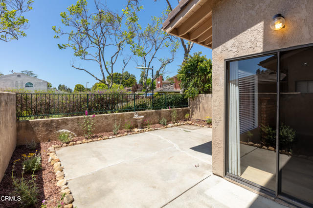 Detail Gallery Image 21 of 25 For 985 Hawthorne Ln, Ventura,  CA 93003 - 3 Beds | 3/1 Baths