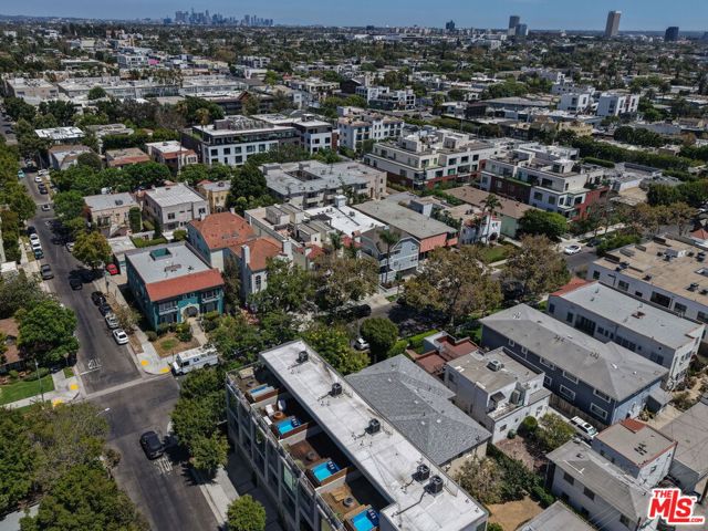 744 North Alfred Street, 104 photo 58