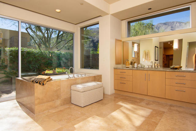 630 N Cahuilla Road, Palm Springs CA: https://media.crmls.org/mediaz/8e960baf-fd99-4607-b1dc-01fae835ac74.jpg