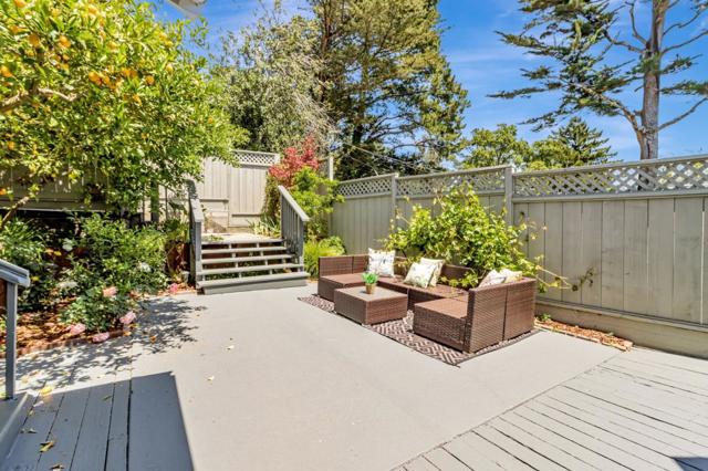 6827 Ridgewood Drive, Oakland CA: https://media.crmls.org/mediaz/8e9644ba-03e6-46aa-b10a-25388e407524.jpg