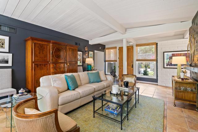 16851 Orchard Bend Road, Poway CA: https://media.crmls.org/mediaz/8e96ac09-b556-4c1e-99d8-db4b9cb0bf7e.jpg