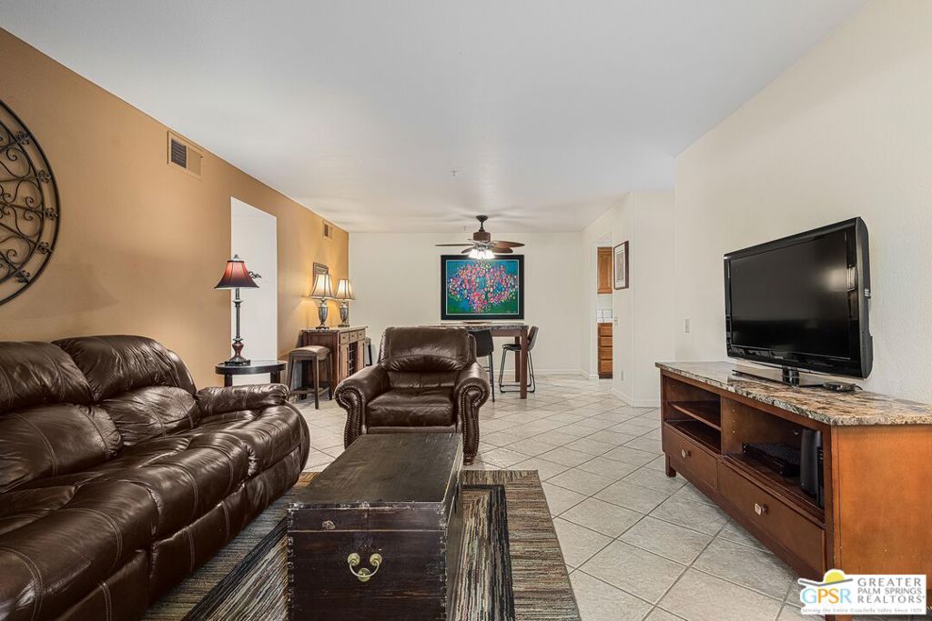 MLS #25614095PS image #4