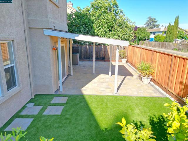 663 Greylyn Dr, San Ramon CA: https://media.crmls.org/mediaz/8e97ca8c-8ad8-4743-b6ed-5869b00dfdc2.jpg
