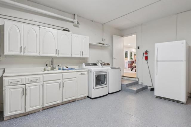 228 Martinvale Lane, San Jose CA: https://media.crmls.org/mediaz/8e97db3a-3aef-4534-88e6-f9bcb1cd8d58.jpg