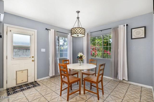 Detail Gallery Image 11 of 36 For 1696 Glen Ave, Pasadena,  CA 91103 - 3 Beds | 2 Baths