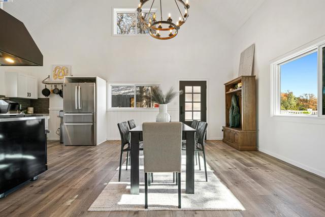 21000 Mines Rd., Livermore CA: https://media.crmls.org/mediaz/8e99df6c-4818-446b-9fd3-bd3deb6533b9.jpg