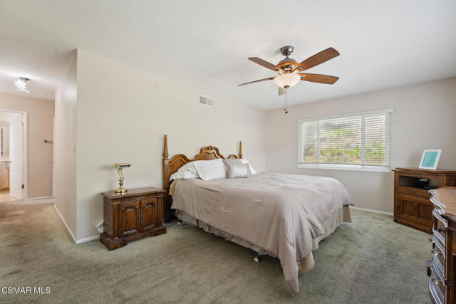 3034 Rollings Avenue, Thousand Oaks CA: https://media.crmls.org/mediaz/8e9aa4f1-4446-443b-a663-e49fb577671d.jpg