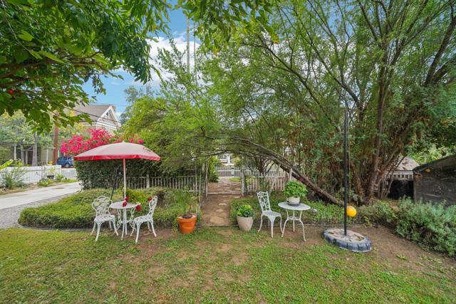 4151 Homewood Court, Riverside CA: https://media.crmls.org/mediaz/8e9c2e67-b2ea-4615-a01a-568675b75918.jpg