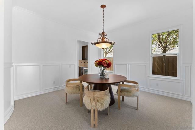 5527 Alexandrine Ct, Oceanside CA: https://media.crmls.org/mediaz/8e9c3ac5-d473-49d9-b2d5-b6e4df45169b.jpg