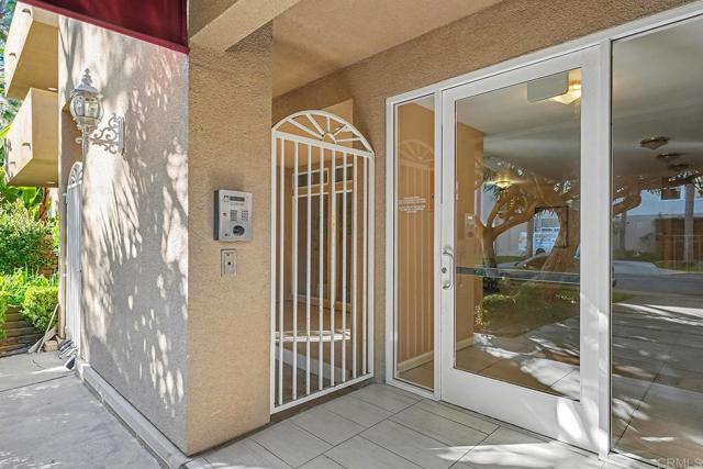 Detail Gallery Image 36 of 39 For 14141 Dickens St #111,  Sherman Oaks,  CA 91423 - 2 Beds | 2 Baths