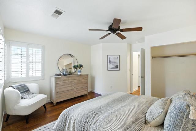 2074 Foxhall Loop, San Jose CA: https://media.crmls.org/mediaz/8e9ca9af-023e-4646-8385-d61add6bda3f.jpg