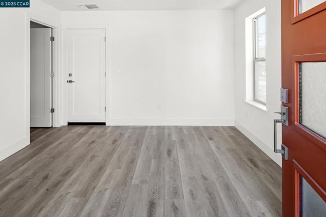 2818 Chattleton Lane, San Pablo CA: https://media.crmls.org/mediaz/8e9d03d5-2c9c-453f-8b1d-ba8f41324423.jpg