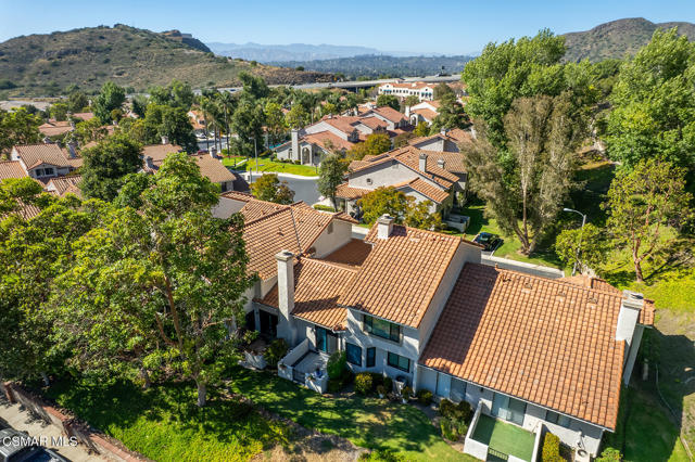 6208 Corte Antigua, Camarillo CA: https://media.crmls.org/mediaz/8e9d508b-073b-438b-b791-3a02ecb33741.jpg