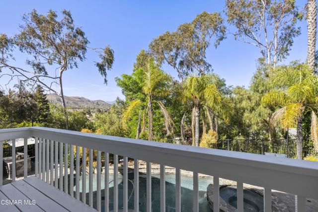 287 Golden Fern Court, Simi Valley CA: https://media.crmls.org/mediaz/8e9e8a9c-0395-44c4-b8a0-034474c452c2.jpg