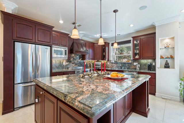 6415 Moores Avenue, Newark CA: https://media.crmls.org/mediaz/8e9edb7f-ff12-43a3-a7c7-d64d14cf3b9b.jpg